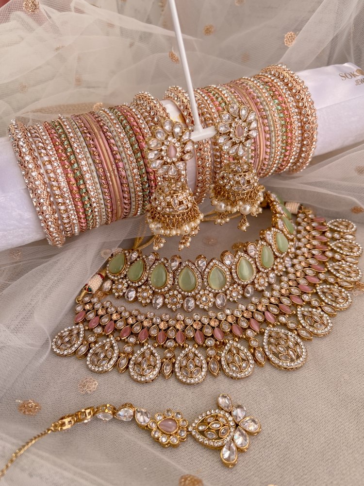 Wedding necklaces store for brides gold