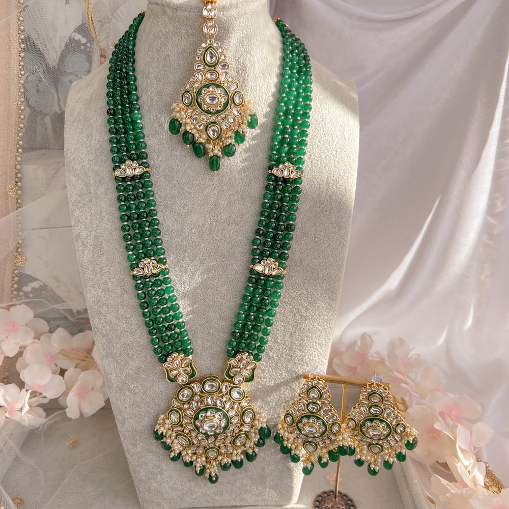 Green shop long necklace