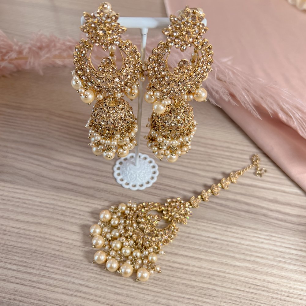 Gold hot sale jhumka set