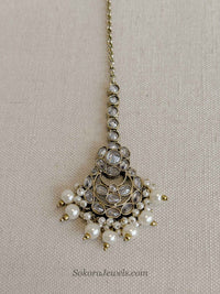 Antique Gold Crystal & Pearl Drop Maang Tikka