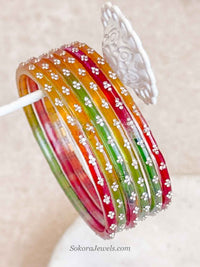 Set of 6 Glass Bangles