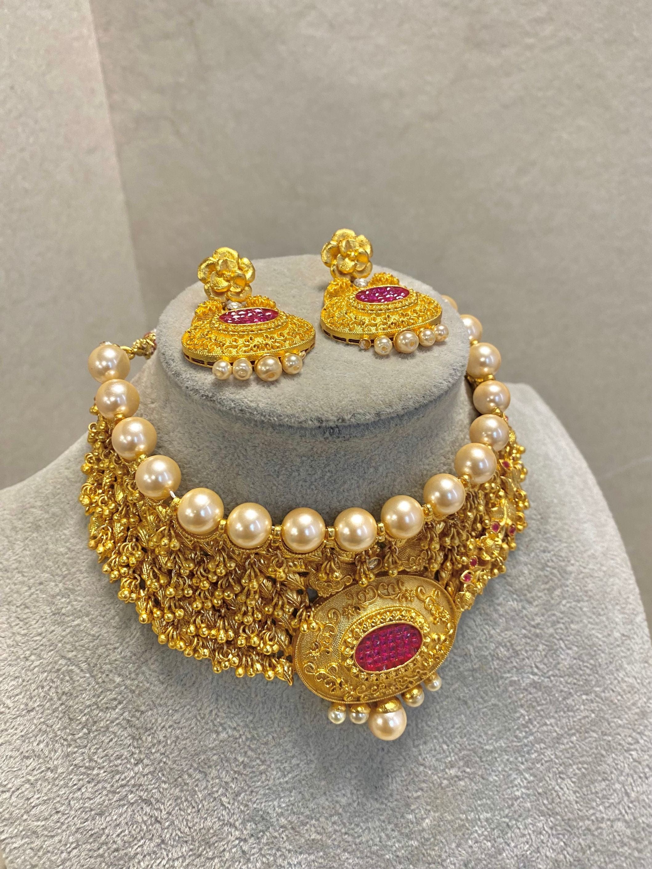 SLIGHTLY IMPERFECT: Bright Gold Necklace Set - Ruby