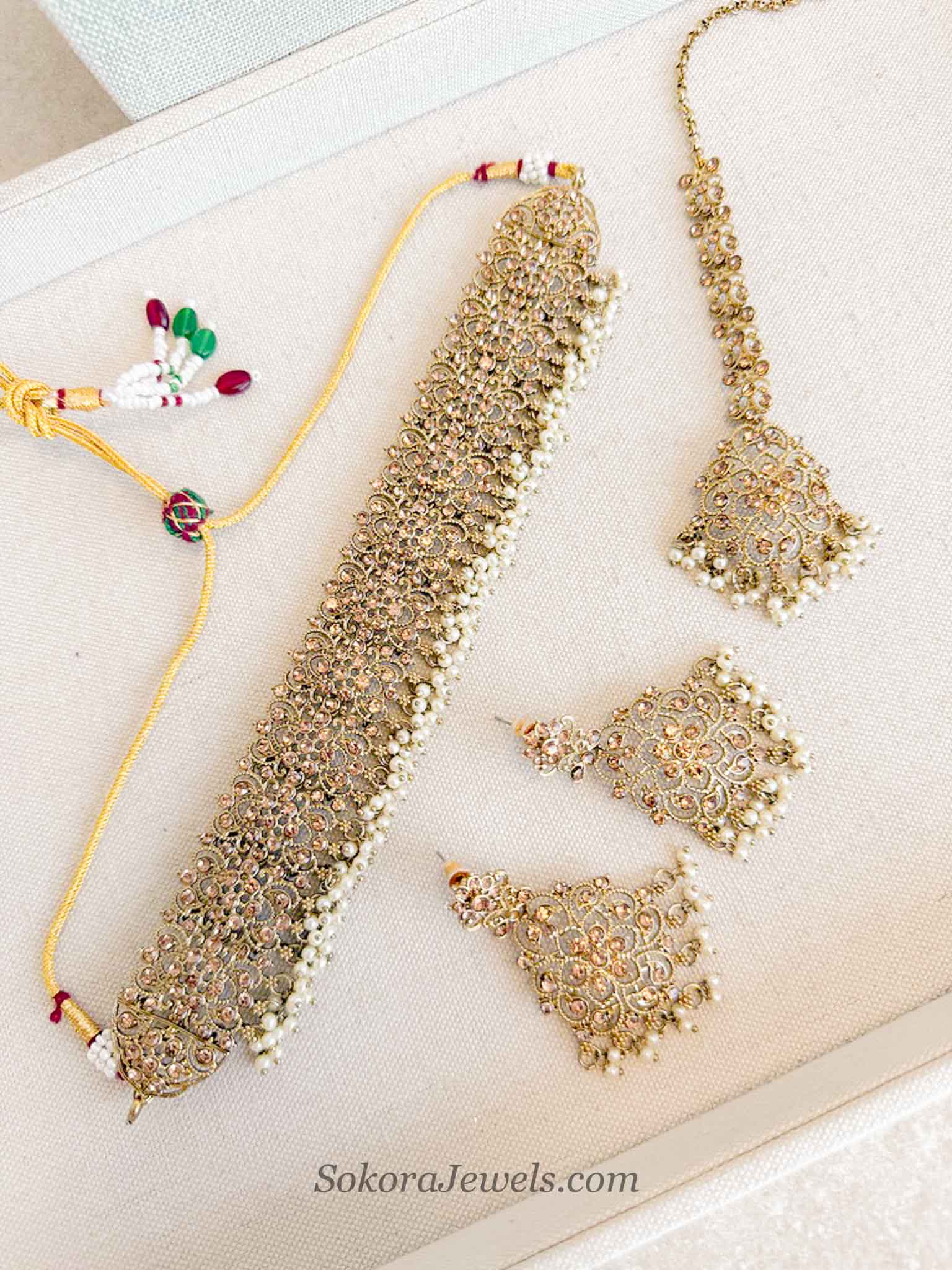 Jeevan Golden Choker set