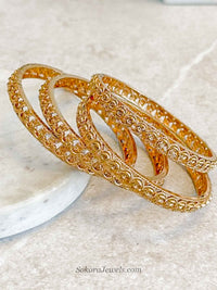 Set of 4 Intricate Swan Motif Kada Bangles