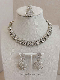 Saira Small Silver Necklace Set