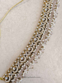 Simmi Choker