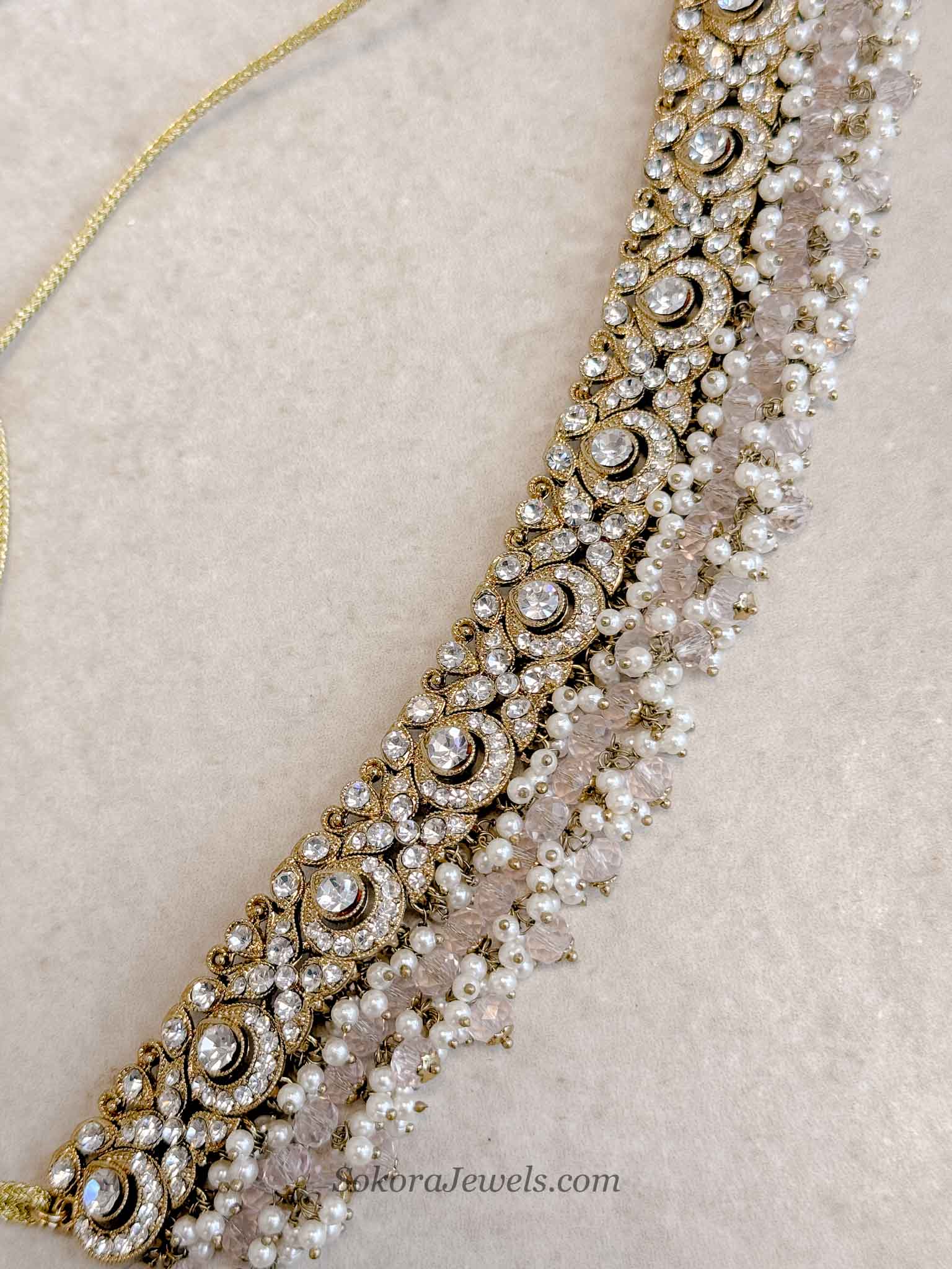 Simmi Choker