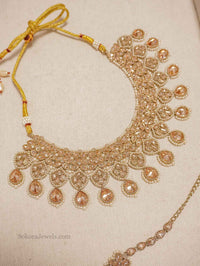 Yashnee Golden Bridal Necklace Set