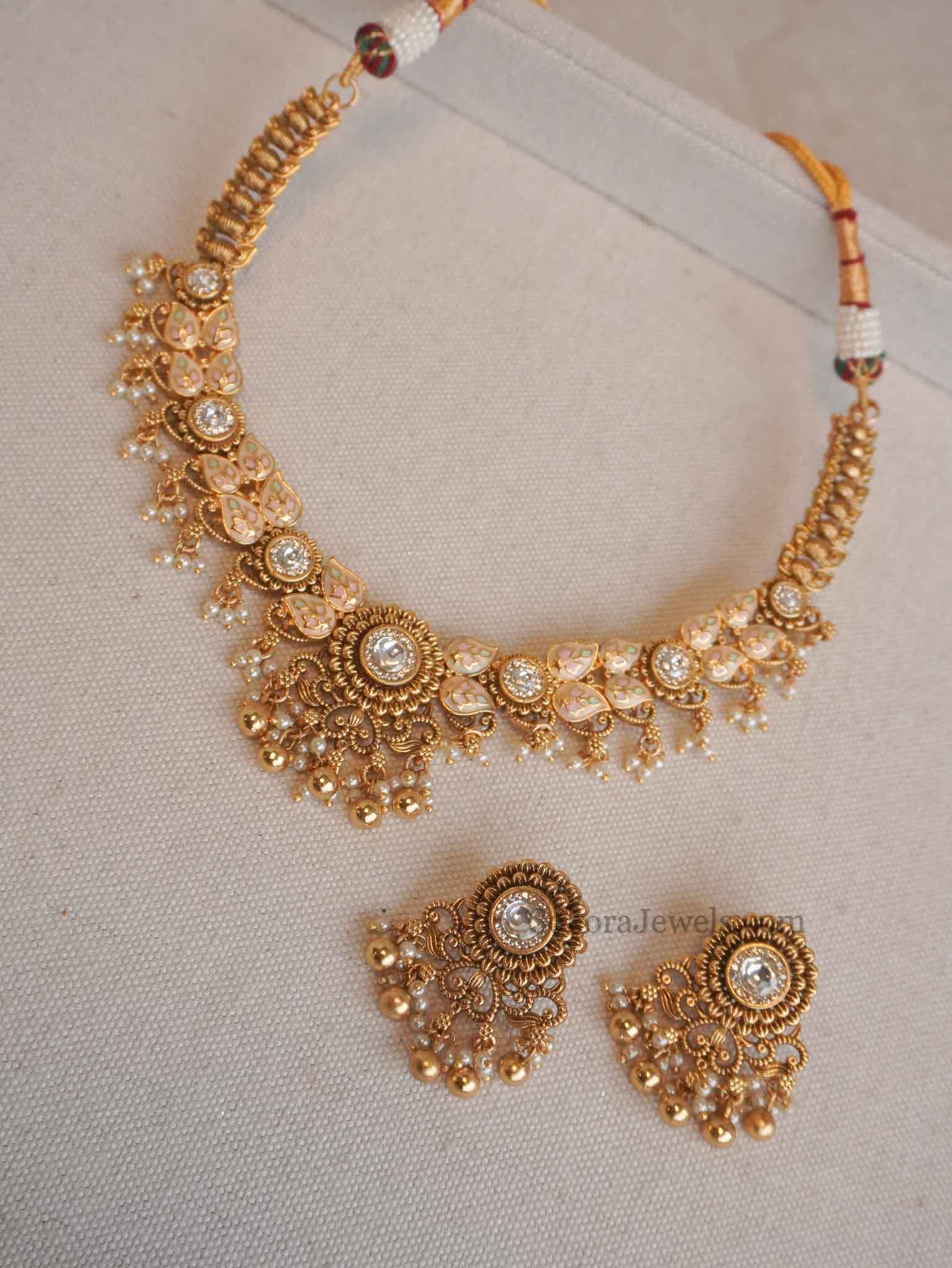 Kundan Gem and Meenakari set