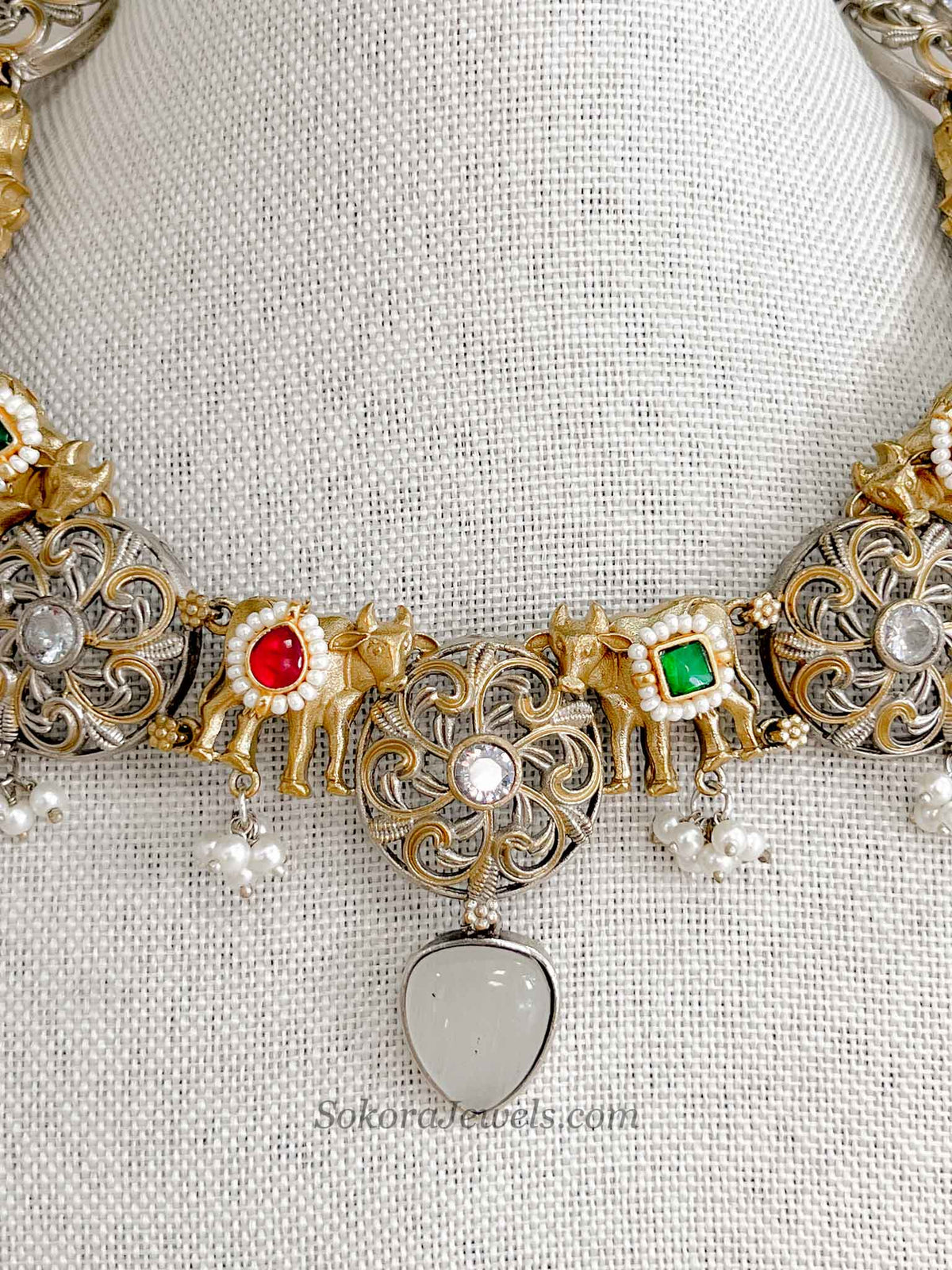 Gold/ Silver Heritage Motif Necklace Set