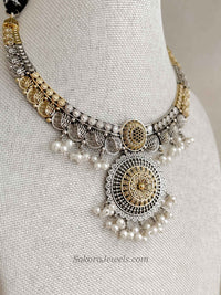 Gold/ Silver Heritage Medallion Hasli Set