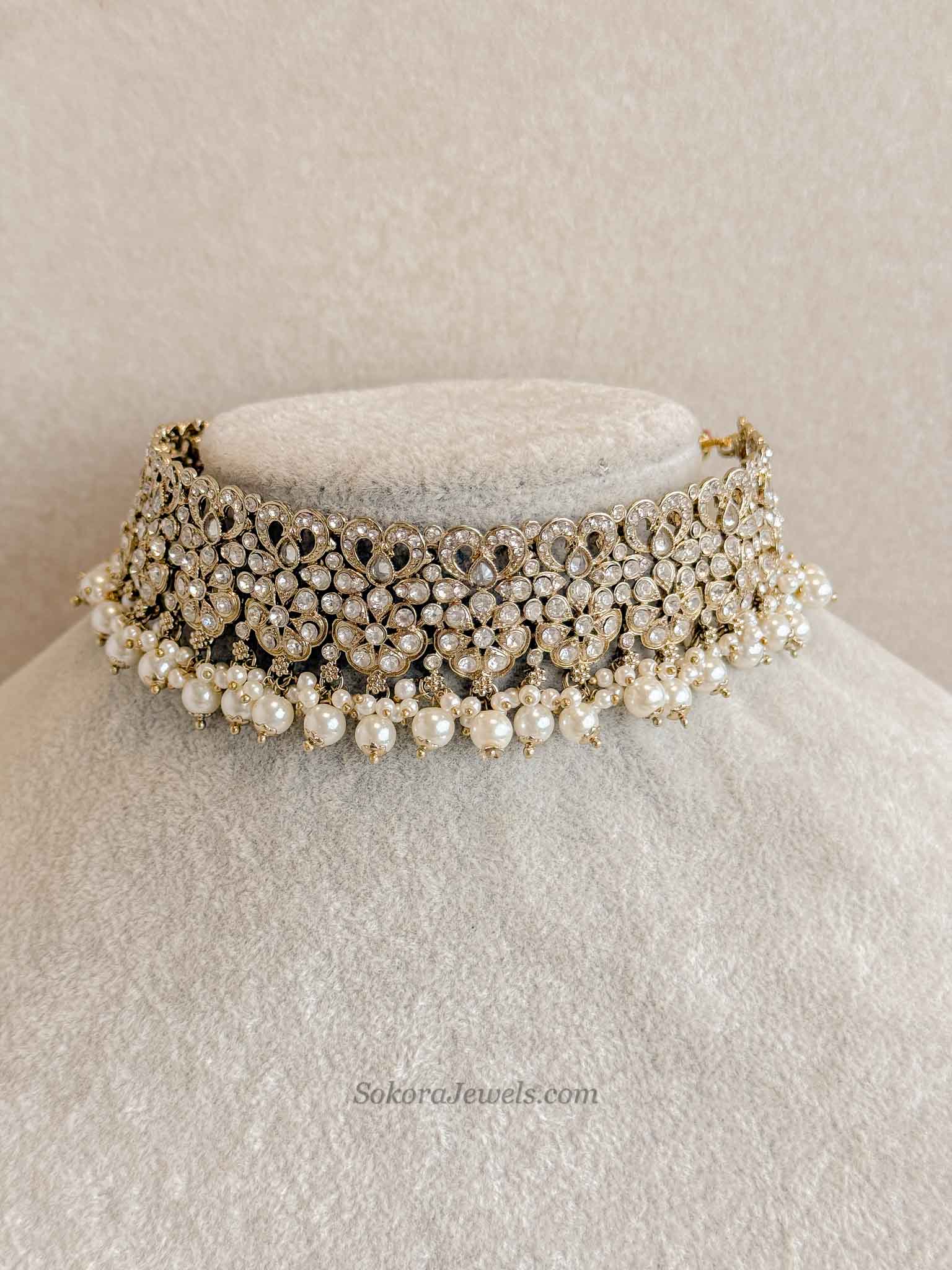 Antique Gold Choker - Pearl