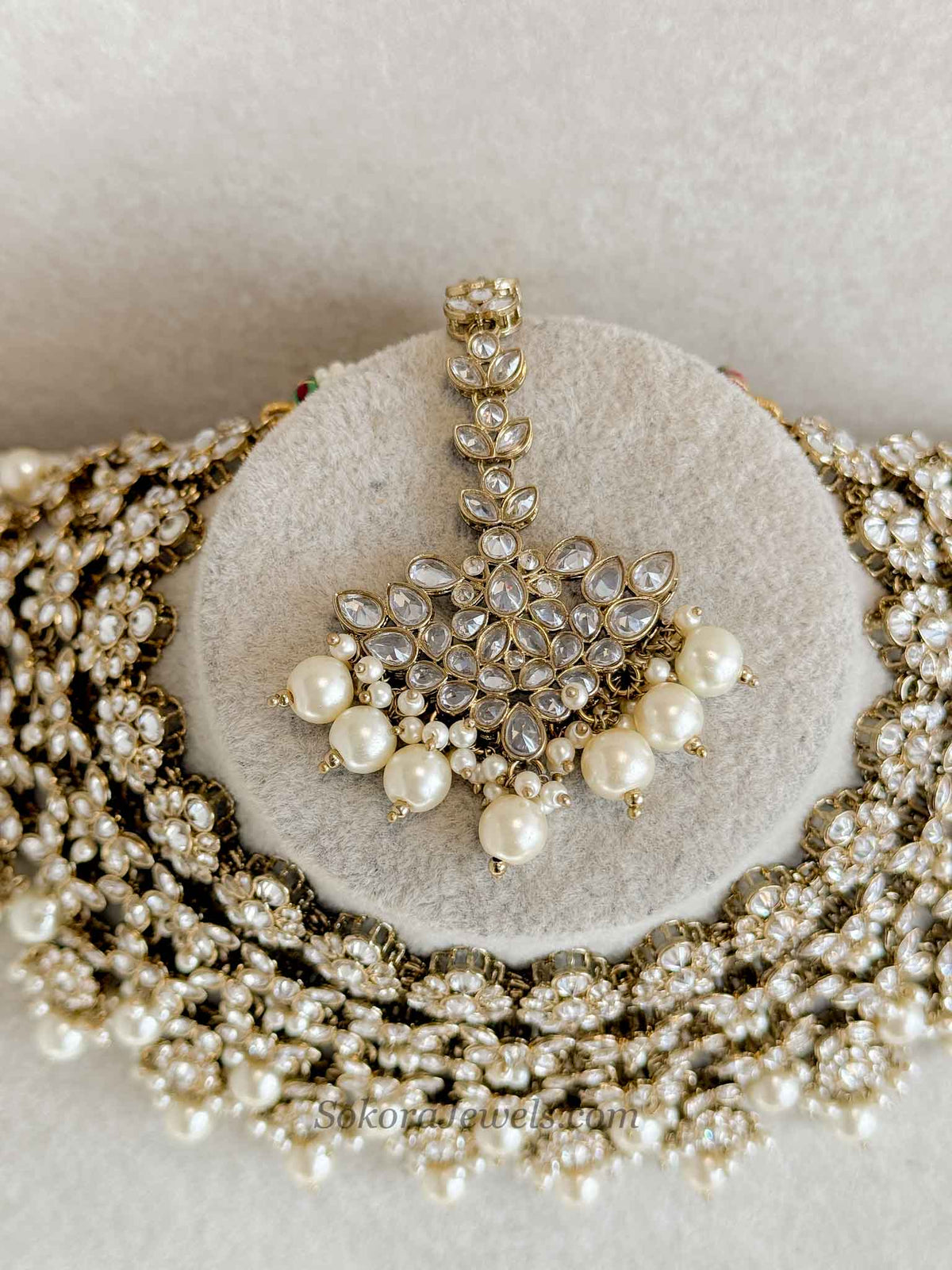 Tayyaba Necklace Set - Clear Crystal