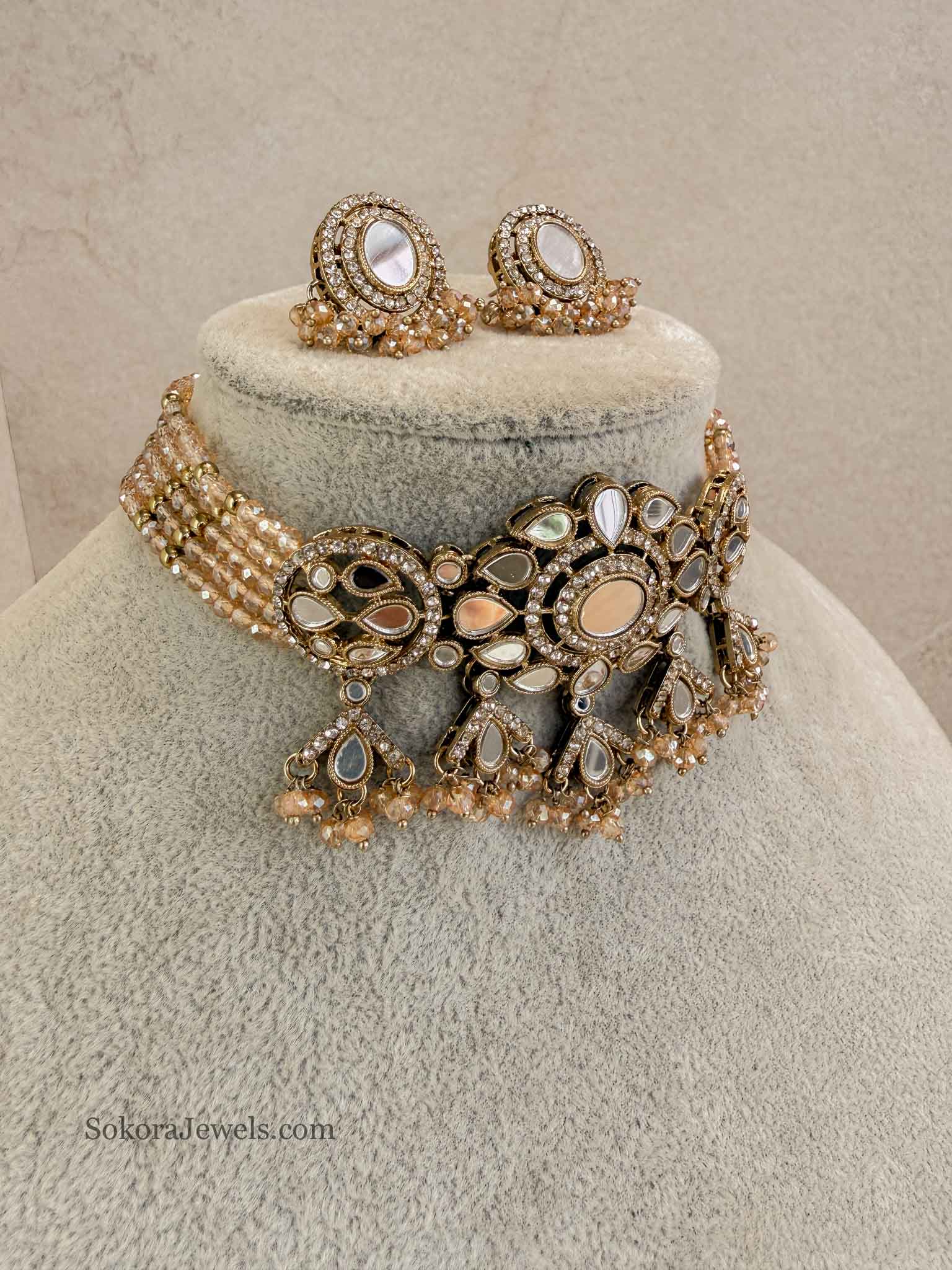 Lishba Mirrored Choker Set