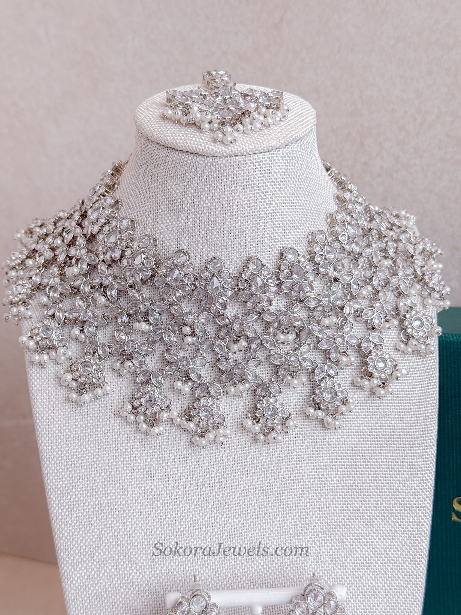 Tayyaba Bridal Jewellery Set - Silver