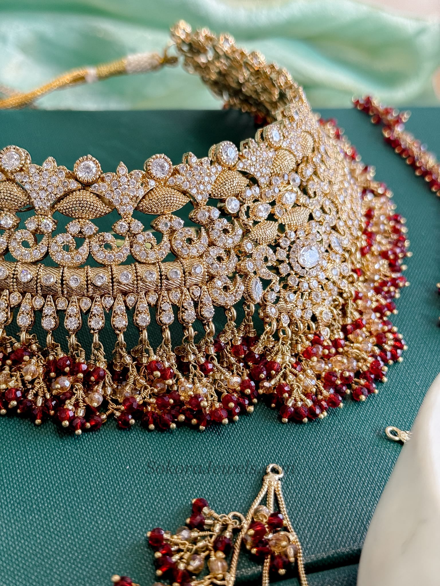 Mehrunisa Gold plated Bridal Choker set - Red