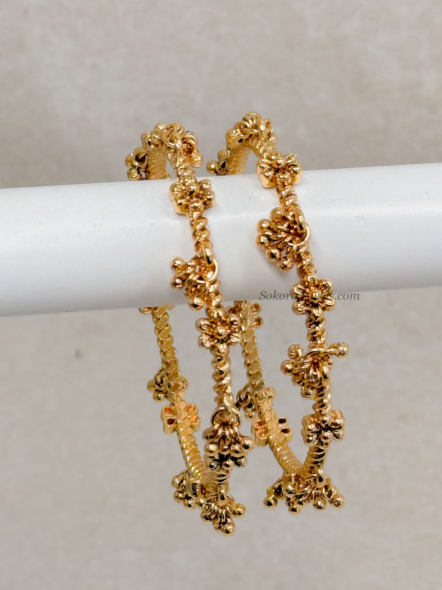 Pair of Heavy Gold Daisy Design Ghungroo Bangles