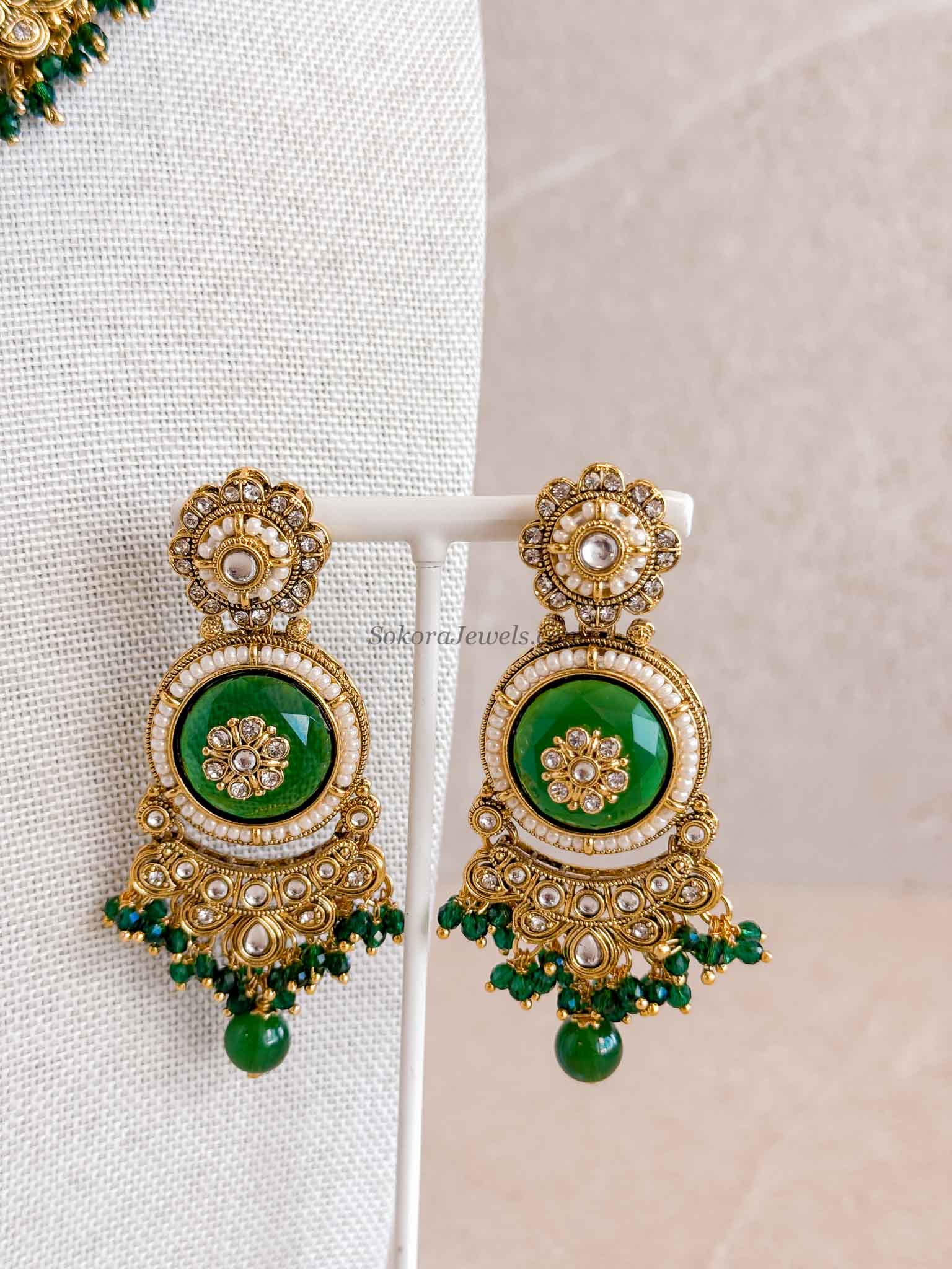 Sheekha Faux Kundan Choker Set