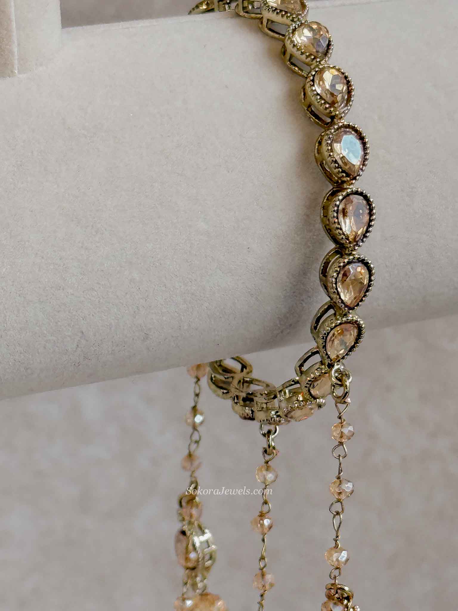 Connected Golden Droplet Bangle