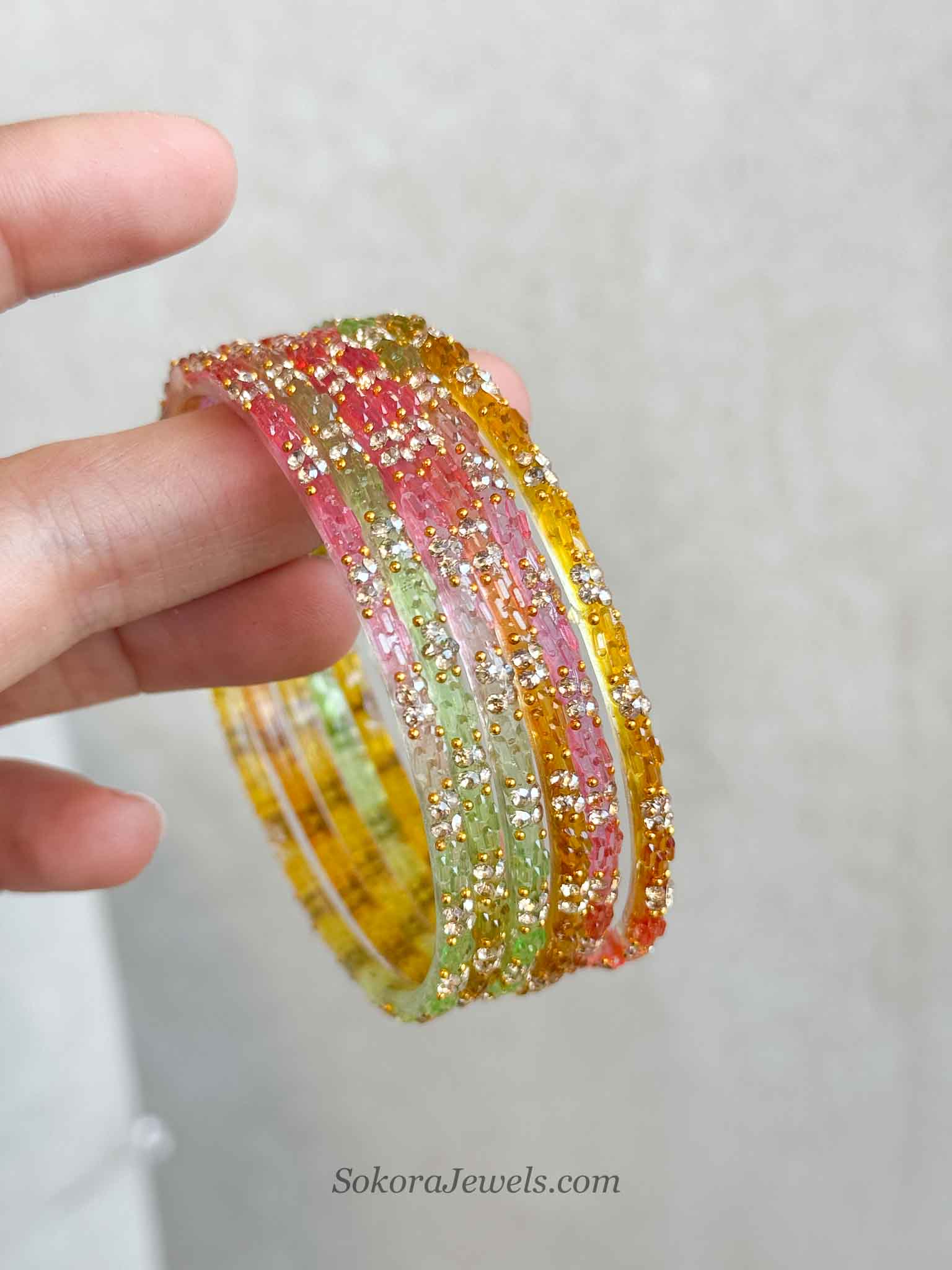 Set of 6 Glass Multicolour Bangles