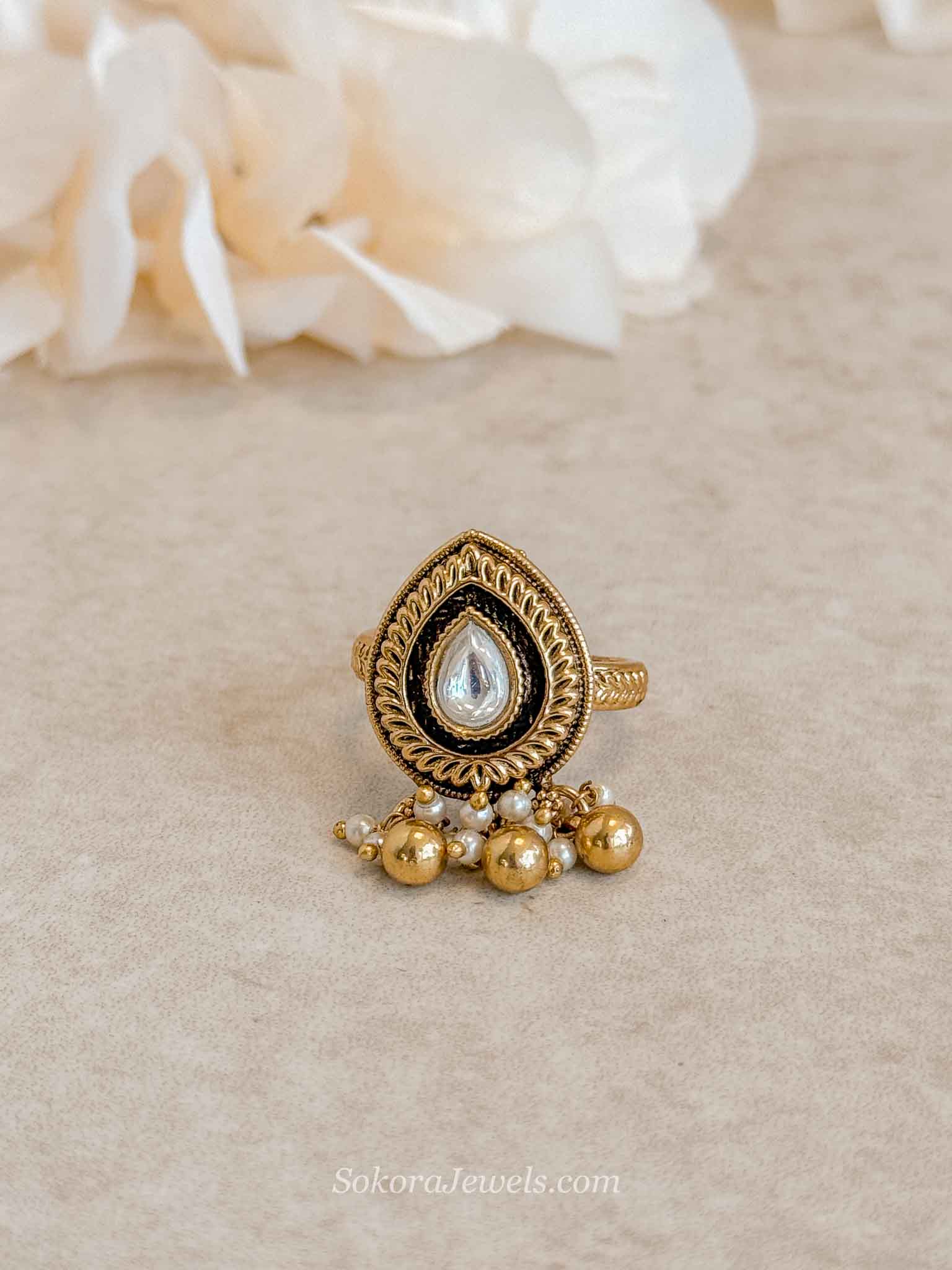Small Kundan Ring