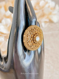 Round Kundan Gem Ring