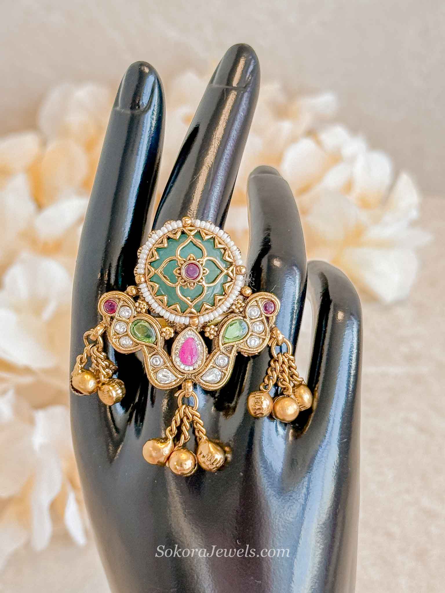 Peacock Detail Kundan Ring