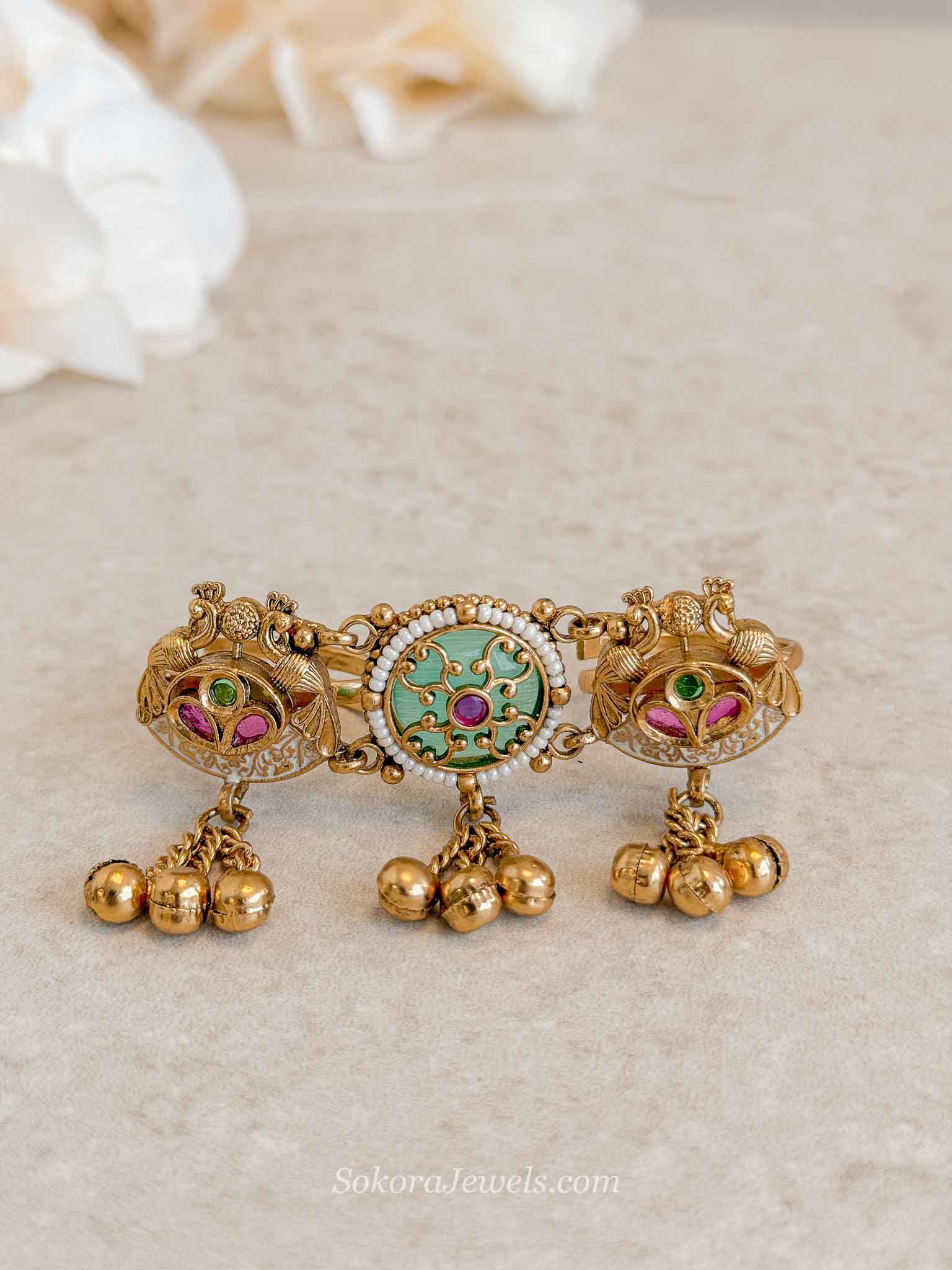 Wide Peacock Motif Kundan ring