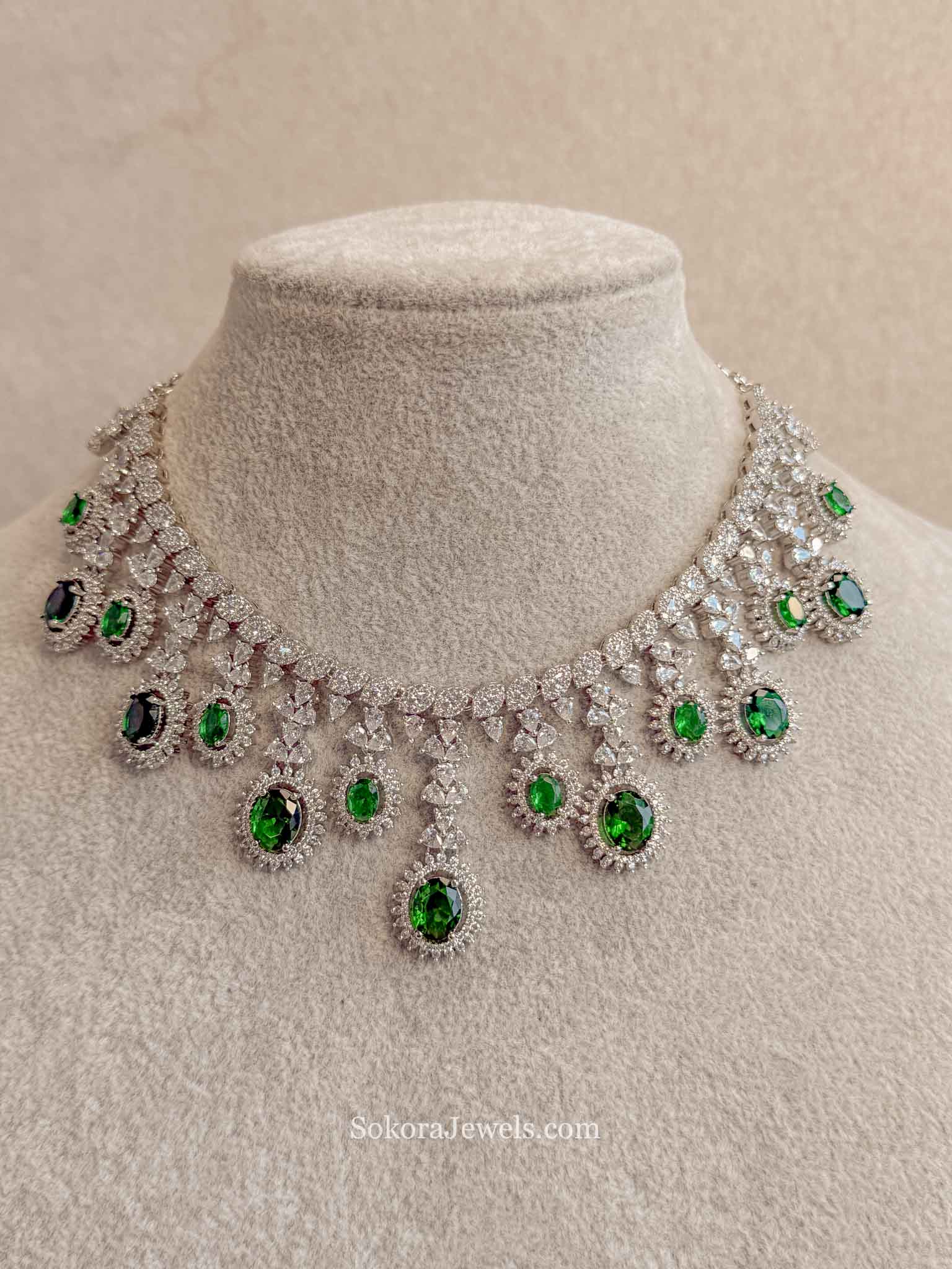 Silver Diamante necklace - Green