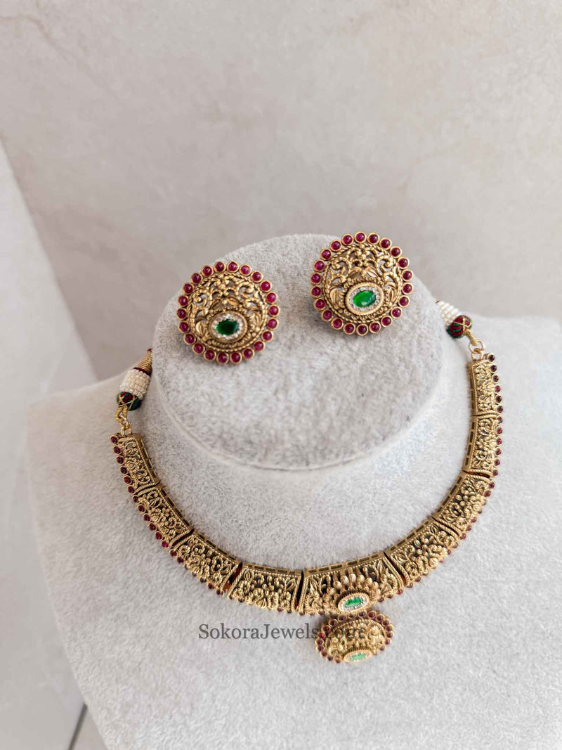 Filigree Gold Pendant set