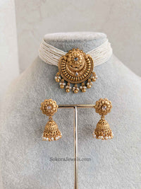 Temple Gold & Pearl Choker set