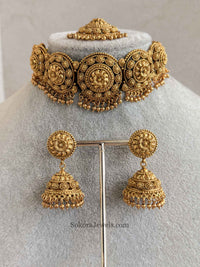 Sundas Gold & Pearl Choker Set