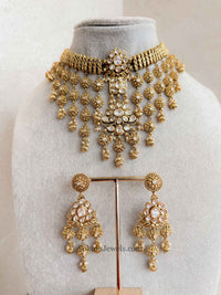Tasselled Kundan Choker set