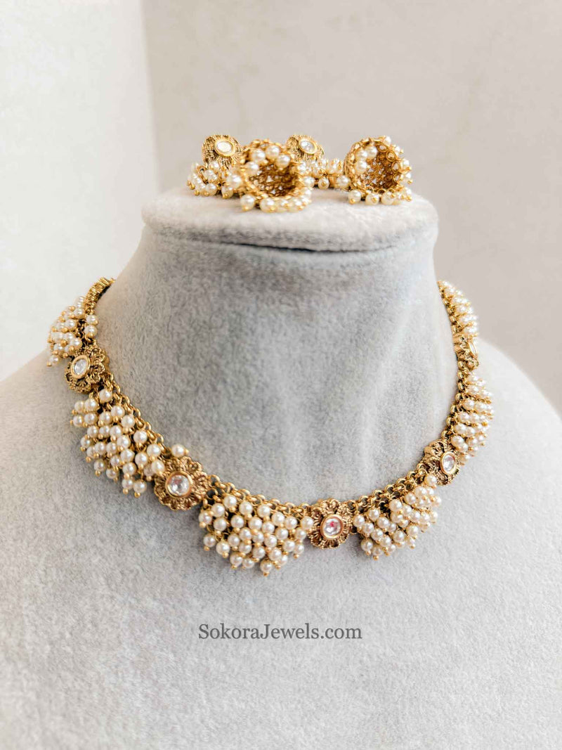Small Scalloped Kundan set