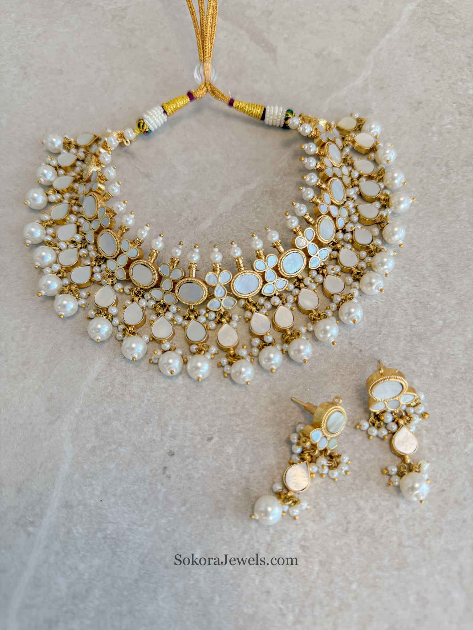 Mother of Pearl Choker Necklace and Earring Set – Gold Plated