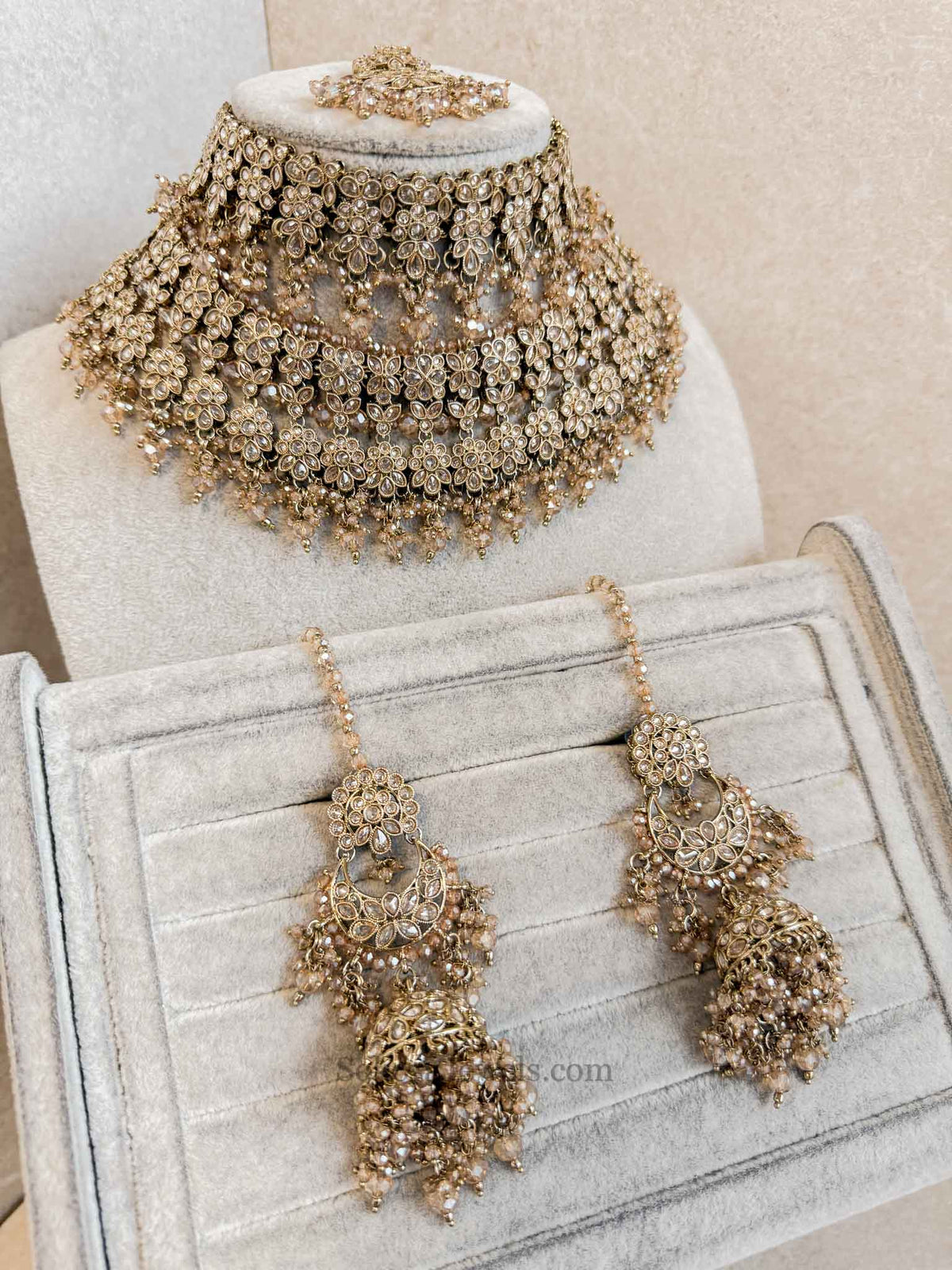 Golden Bridal Necklace Set