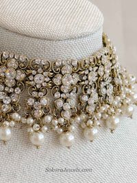 Antique Gold Choker - Pearl