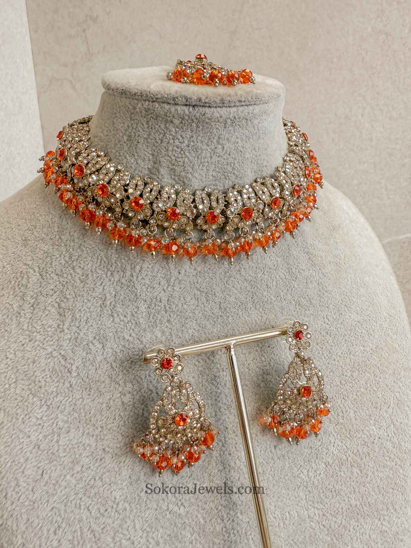 Mumtaz Golden Necklace Set