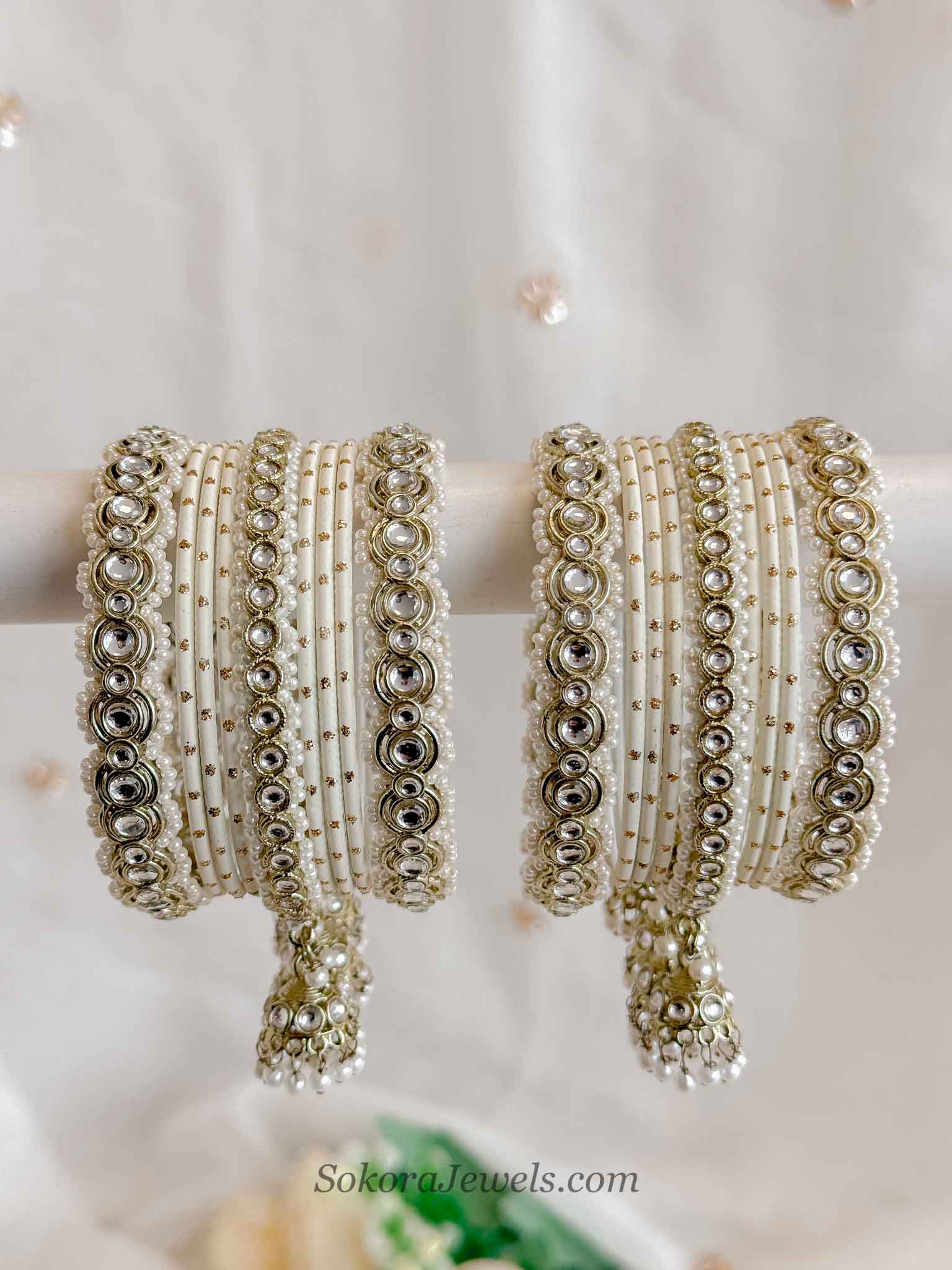 Small Cream Bridal Bangles Set