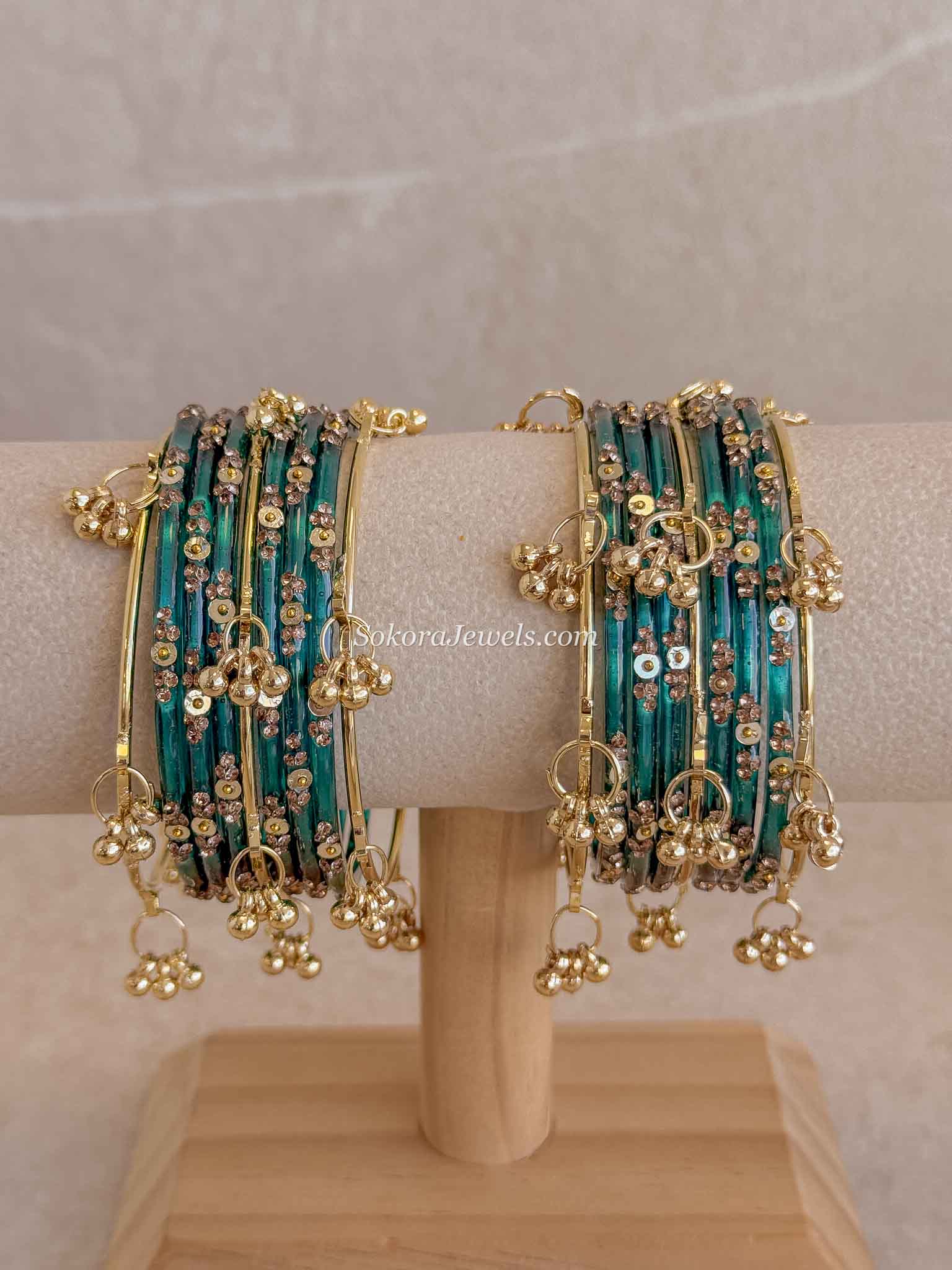 Viral Kashmiri Glass Bangle Set with Ghungroo