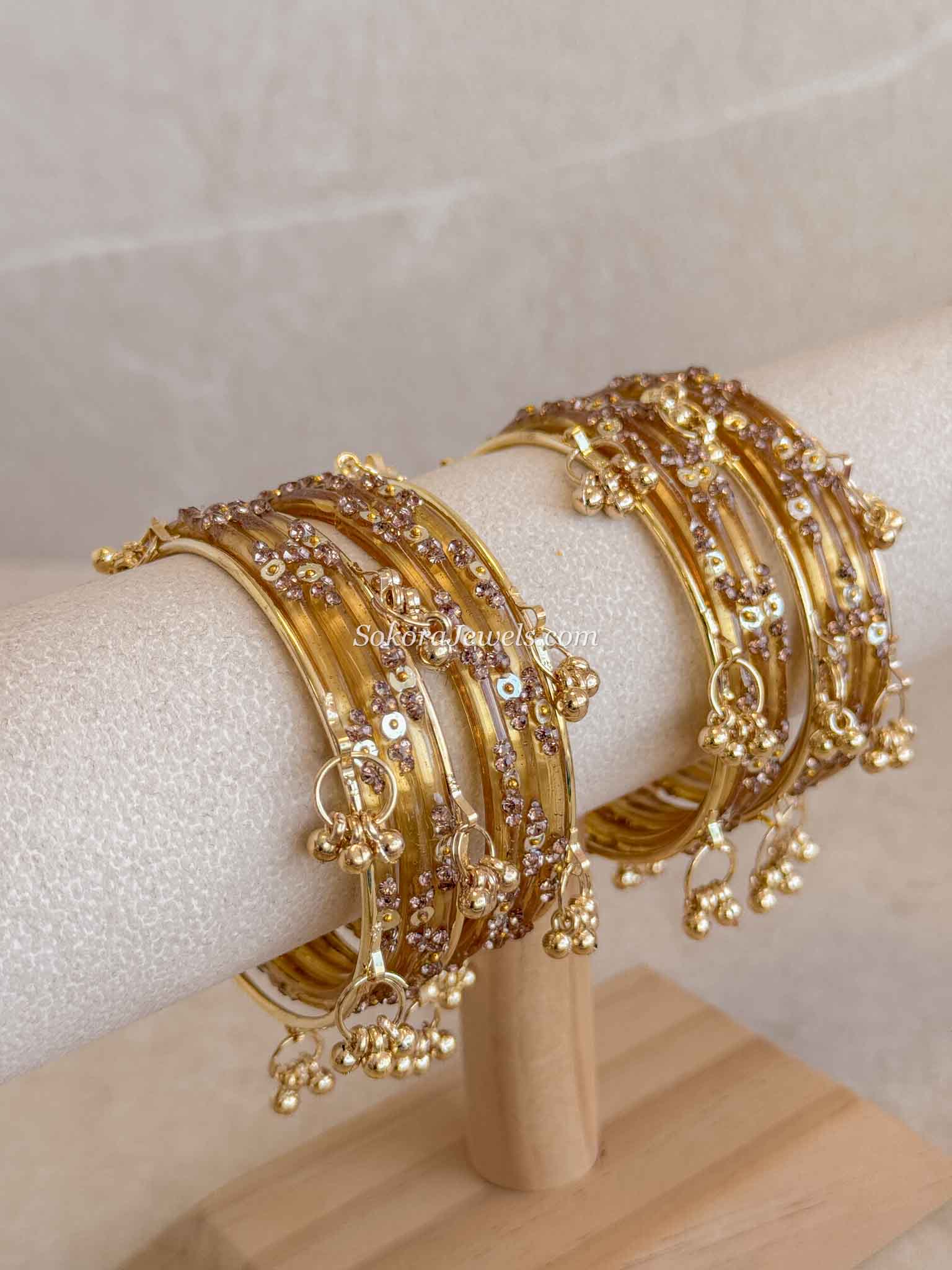 Viral Kashmiri Glass Bangle Set with Ghungroo