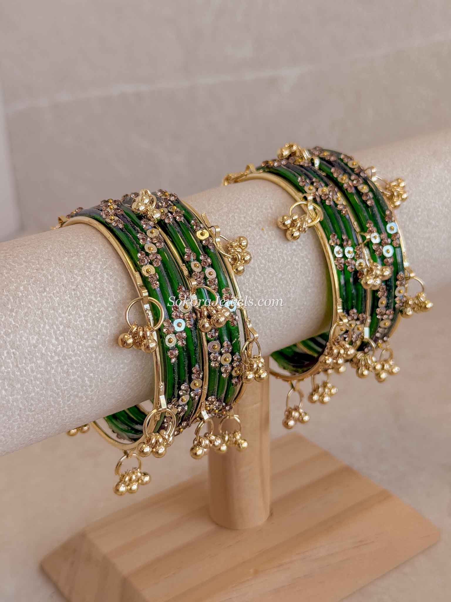 Viral Kashmiri Glass Bangle Set with Ghungroo