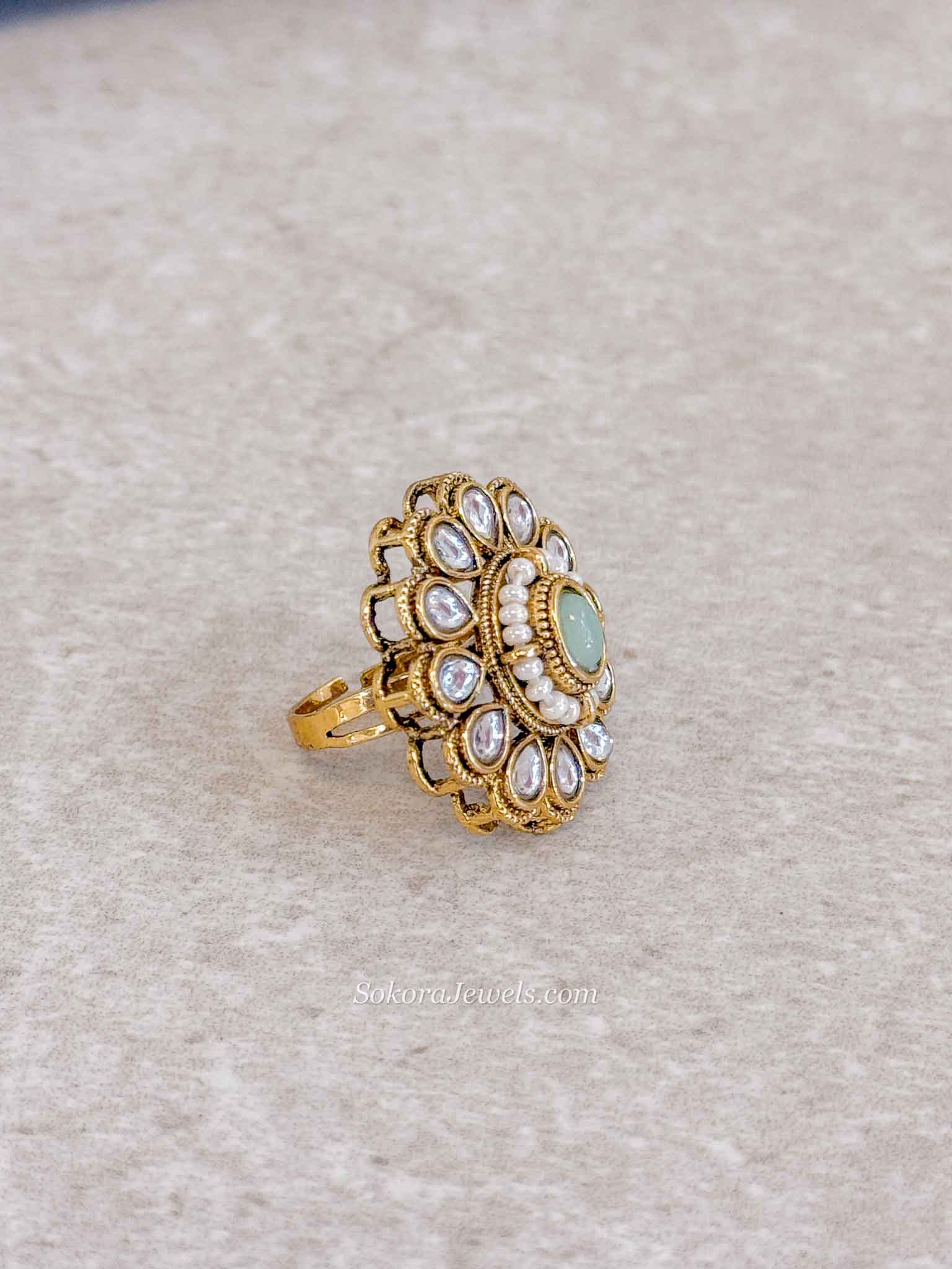 Small Kundan Oval Rings