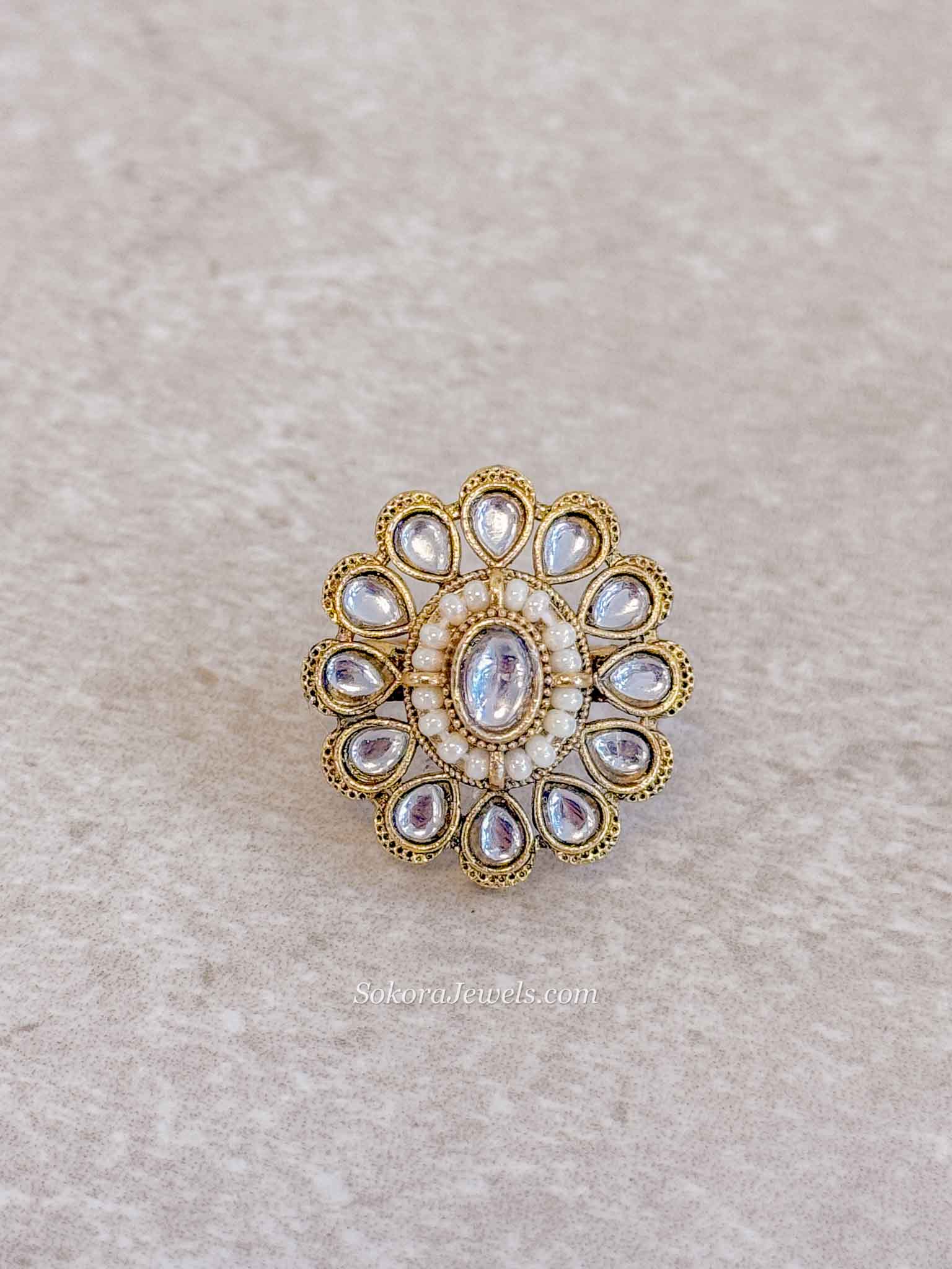 Small Kundan Oval Rings