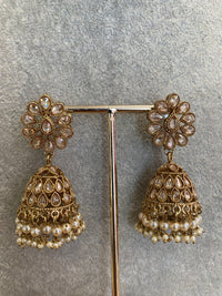 Small Dainty Choker - Champagne