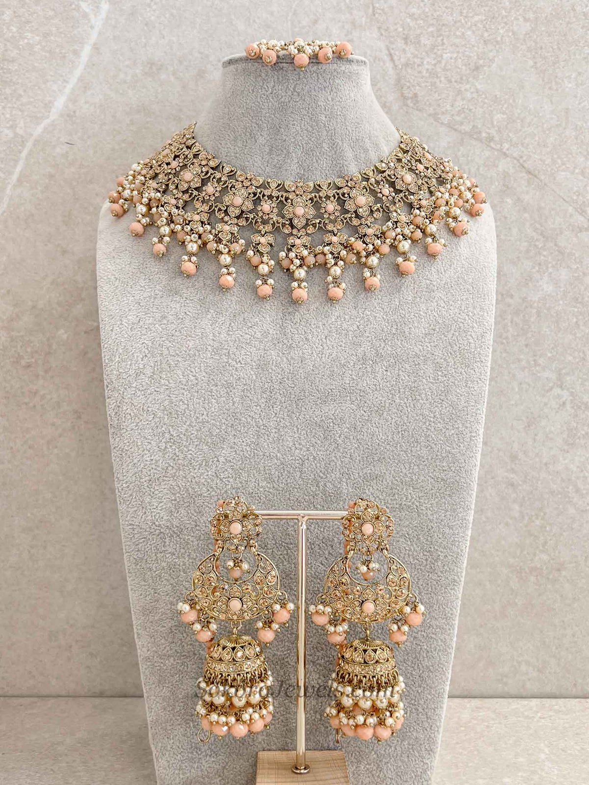 Yusra Necklace set - Peach and Gold