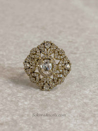 Antique Gold & Diamante Ring