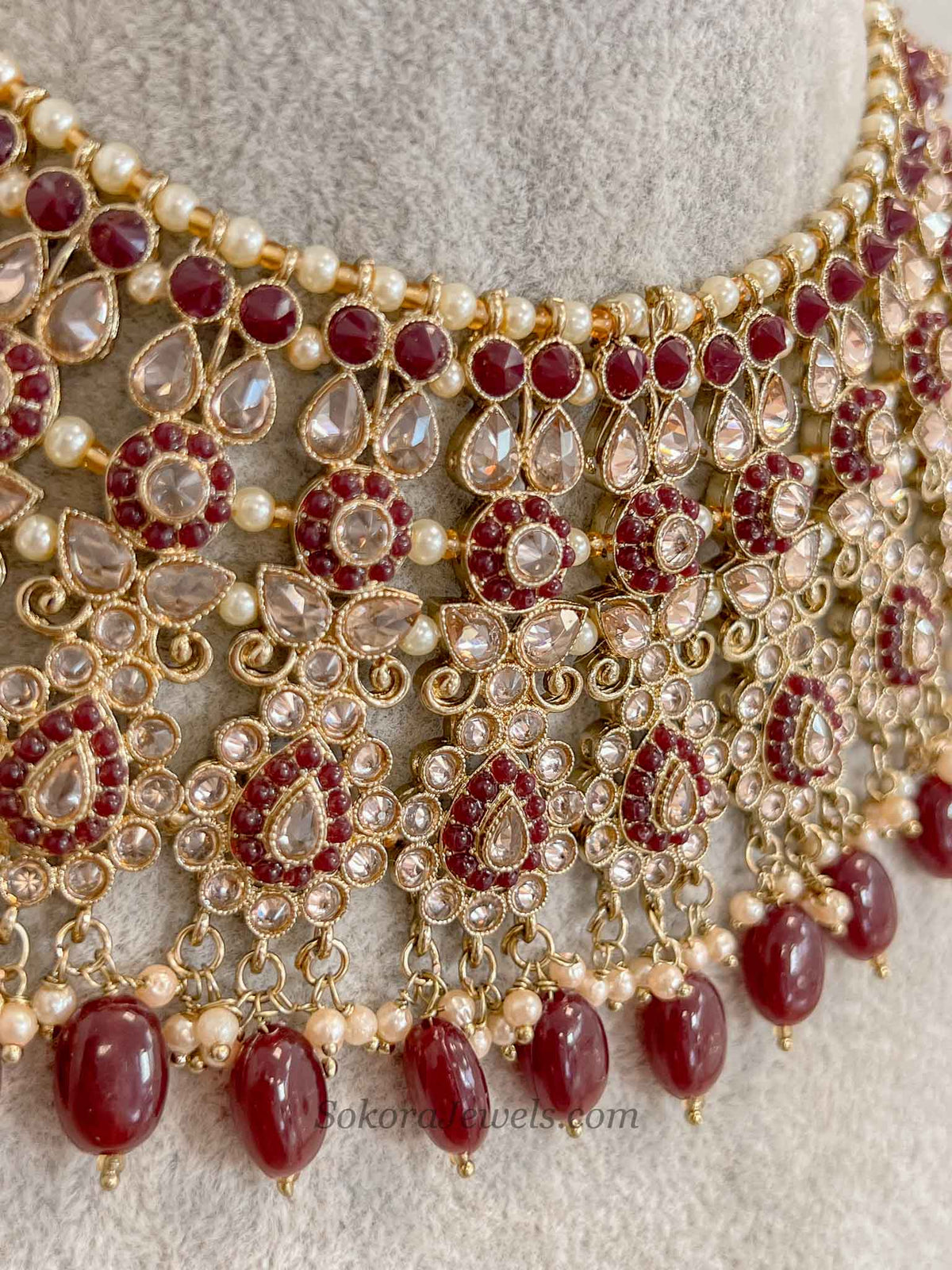 Faiqa Antique Gold Necklace Set Deep Maroon