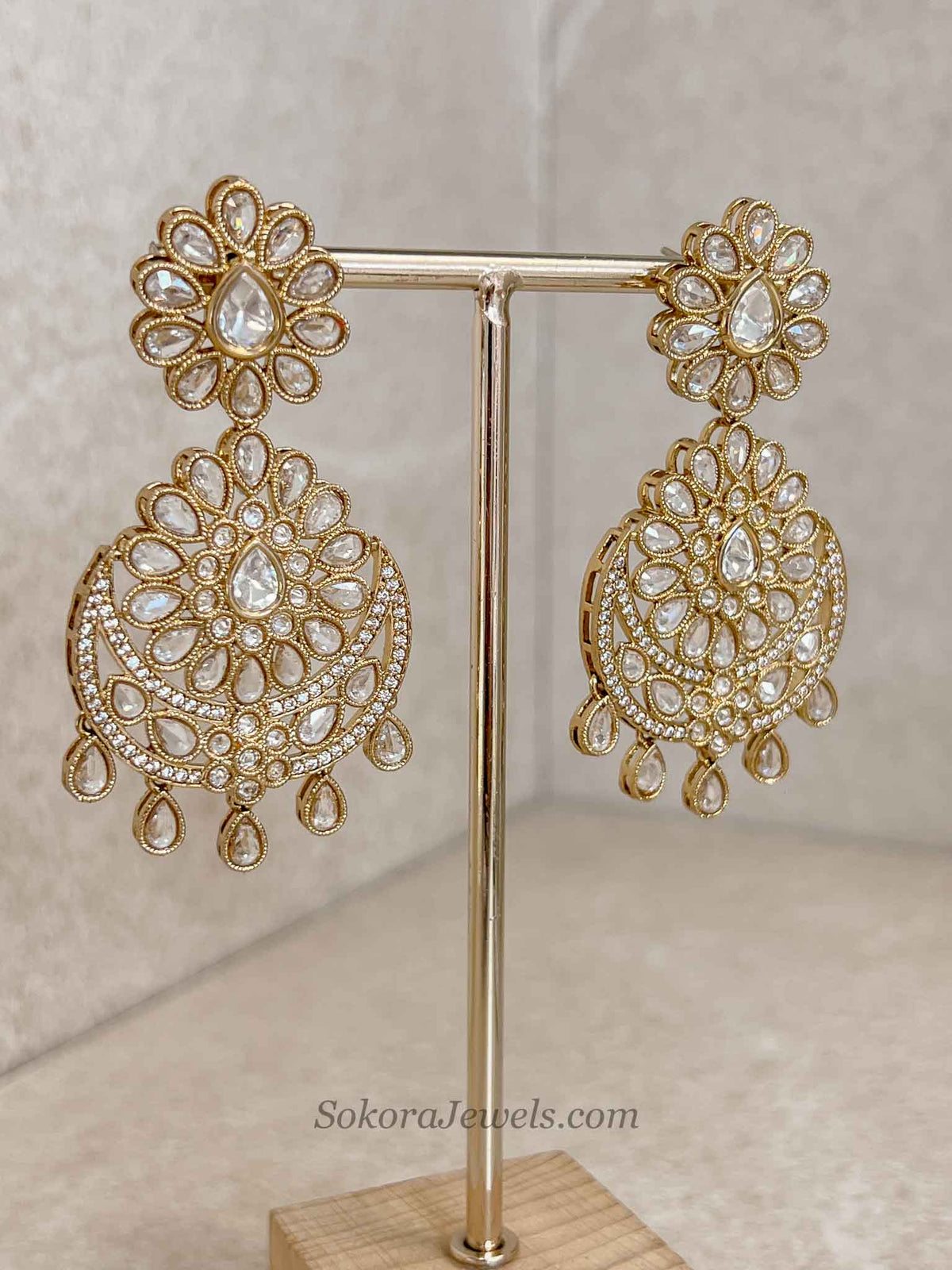 Antique Gold Clear Earrings & Tikka Set