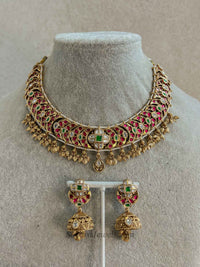 Kashmiri Kundan Hasli Set